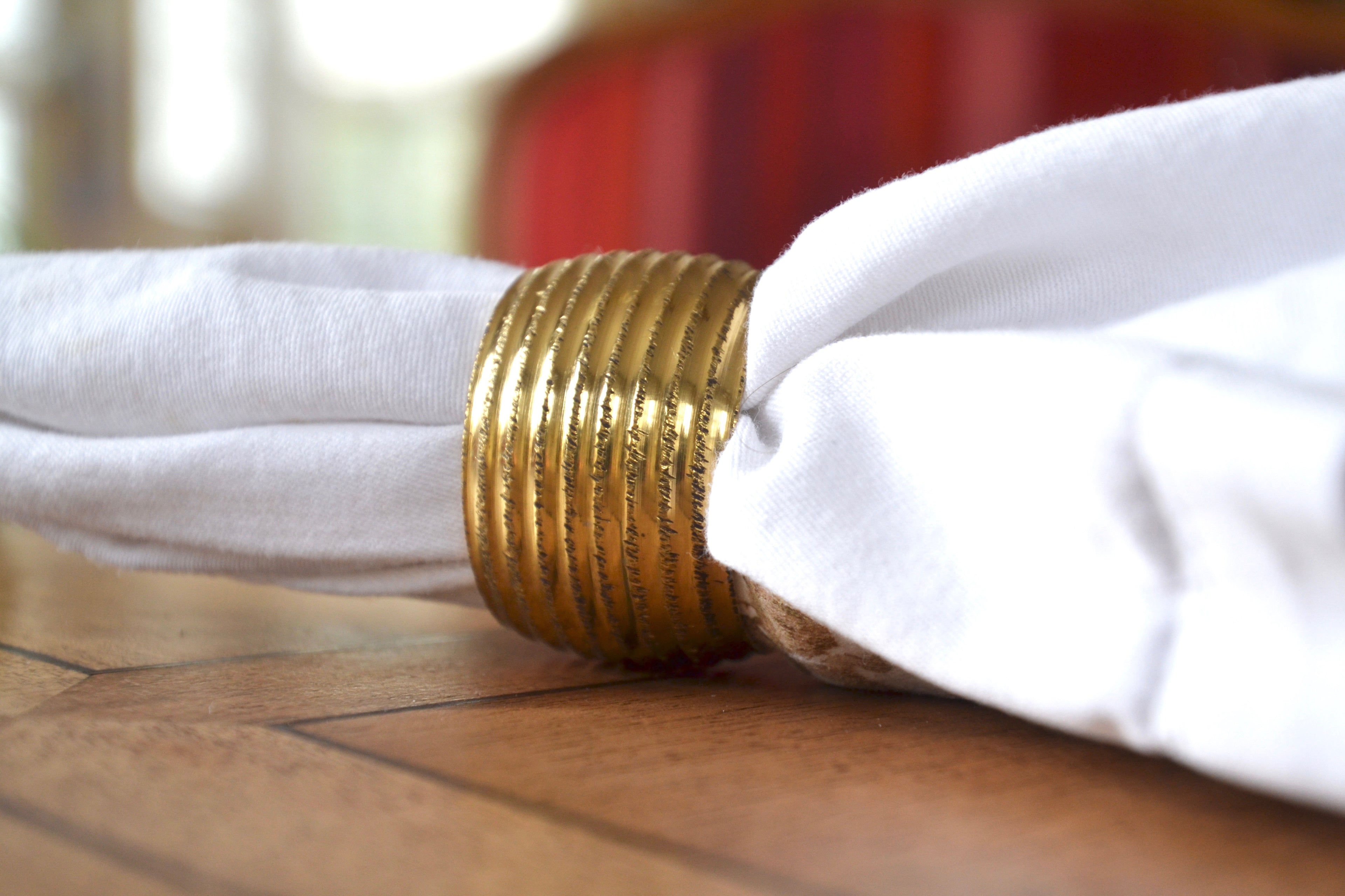 Gold Textured Napkin Ring Set