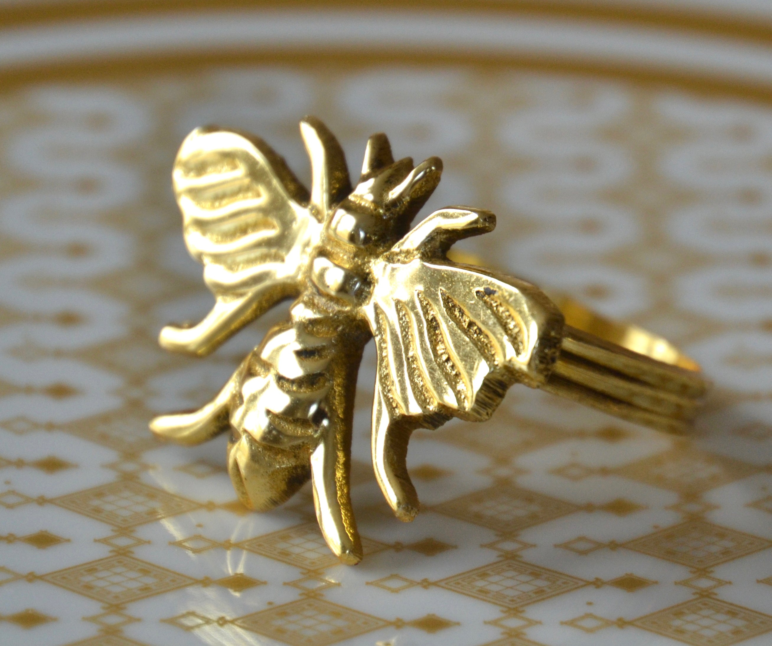 Golden Honey Bee Napkin Ring Set